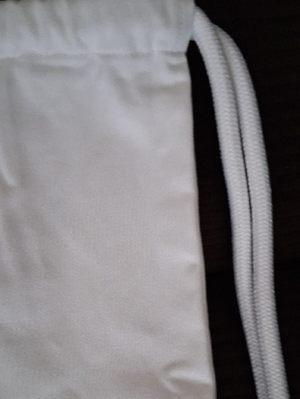 Burberry White Drawstring Backpack with Black Logo 2018 RARE Limited Edition - Picture 4 of 9